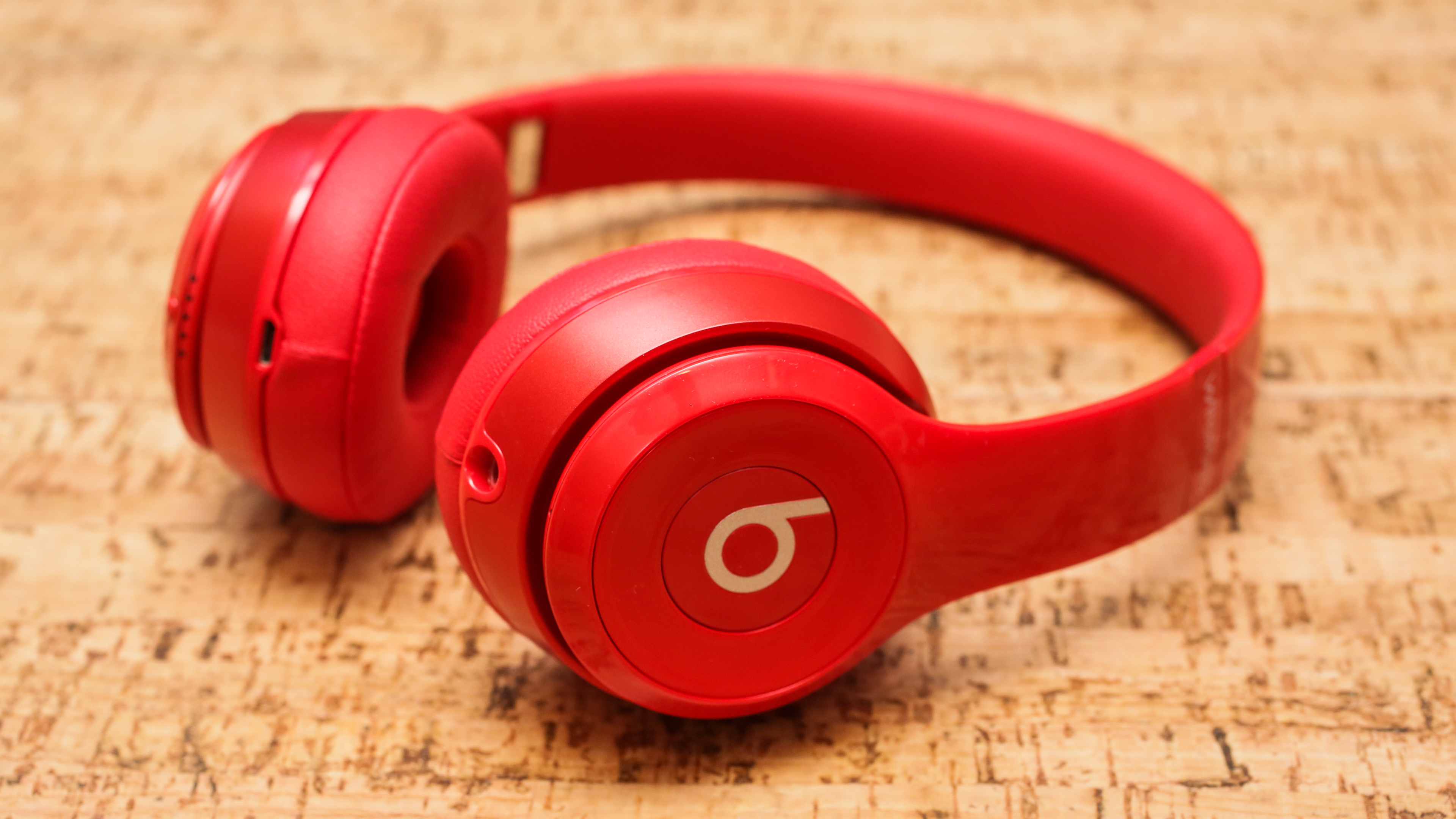 beats solo 2 wired review